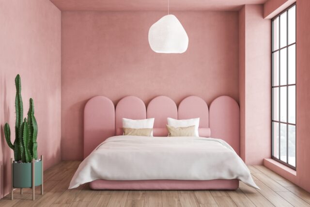 slaapkamer roze muur
